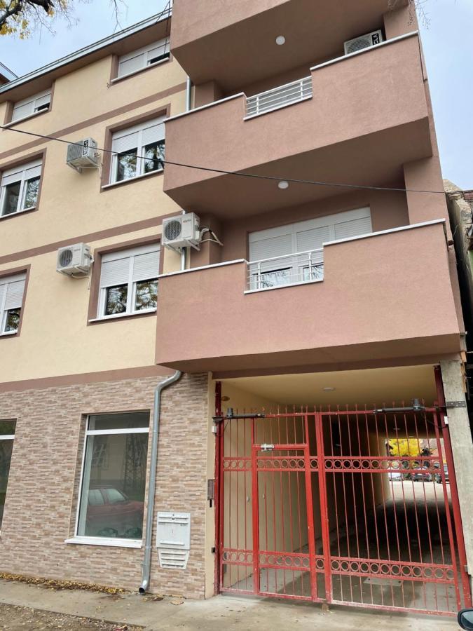 Apartmani Sombor Eksteriør bilde